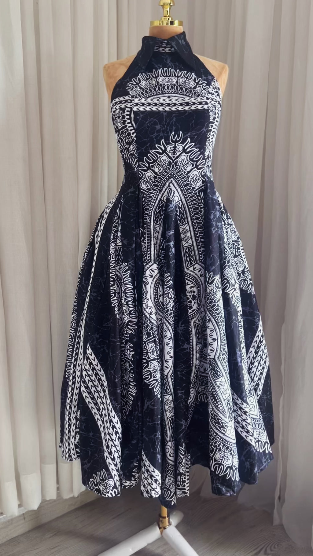 Halter-Neck Backless Artisanal dress